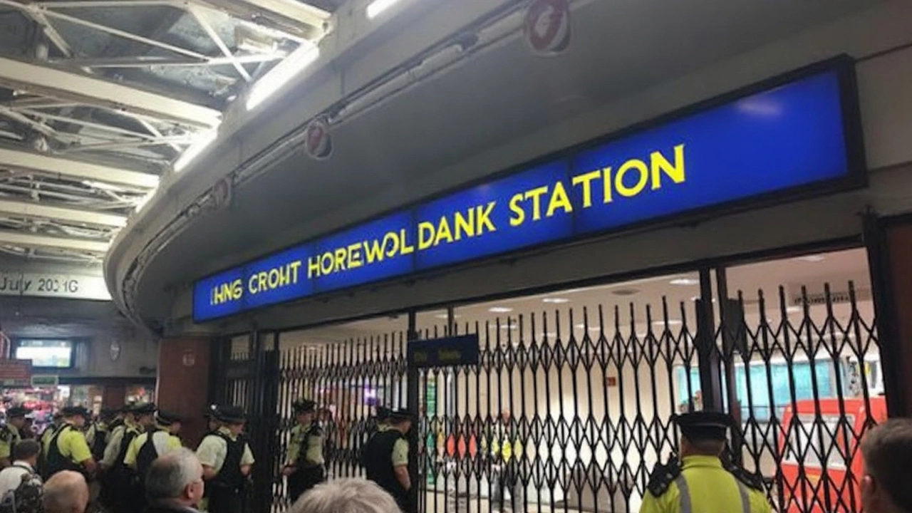 Police Arrest Man Over Possible Dangerous Item After King's Cross Tube Evacuation